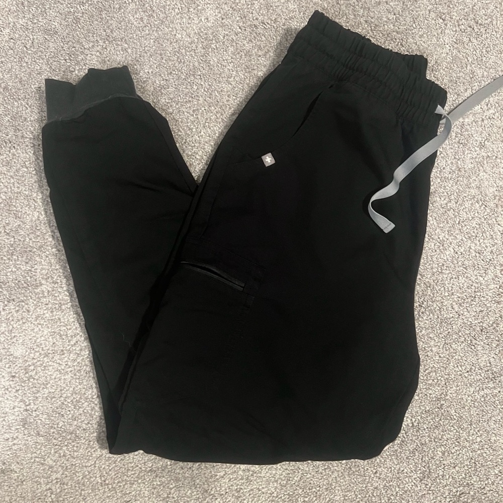 Figs jogger scrubs